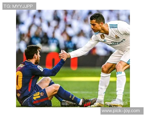 梅西与C罗对决将开启新时代足球争霸战，谁能主宰未来十年足球世界