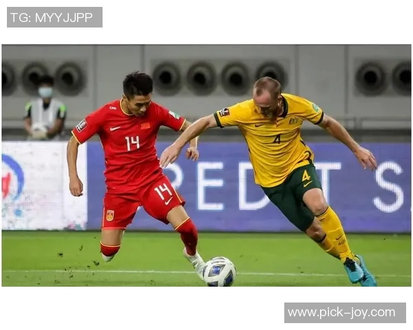 当代绿茵传奇探秘现役足球球星偶像背后的奋斗与荣耀之路